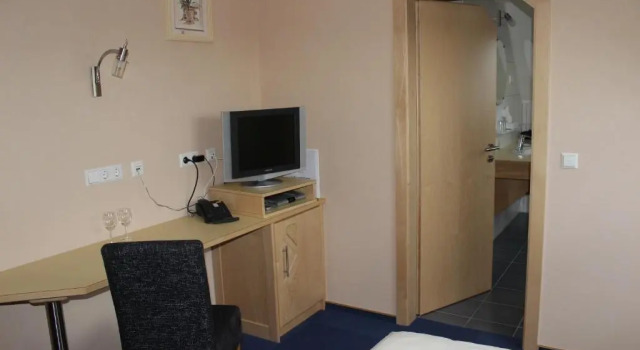 Camera Standard Hotel Reiff