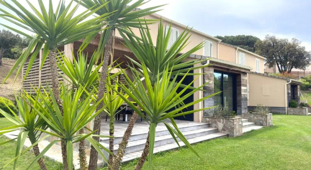 Вилла с видом на море Hôtel U San Daniellu villas et chambres