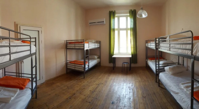 Avocado Hostel, Забронировать Хостел Варна Варненская область, рядом с Пляж Буните