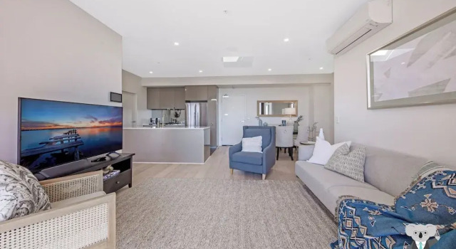 Kozyguru | Wentworth Point | 2B Apt+Free Parking