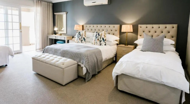 Номер Standard Mont dOr Hotel Clarens, Cork Tree Collection