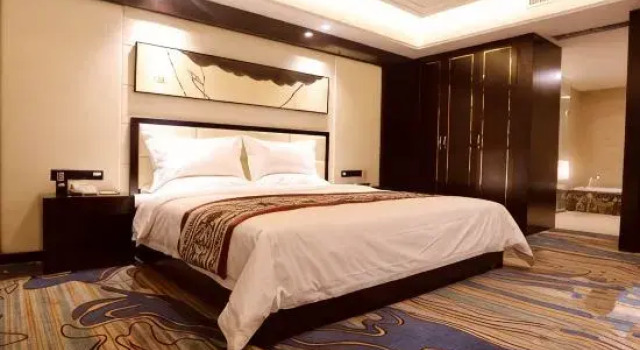 Люкс Executive Yanta Hotel
