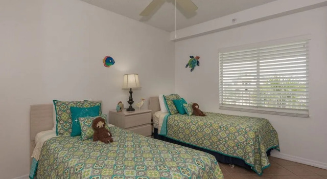 OC201 - Ocean Condo by RedAwning, Prenota Hotel New Smyrna Beach 
