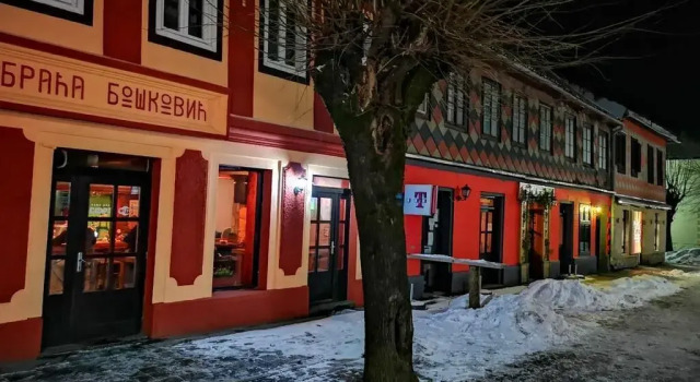 Apartments & Rooms Bojic