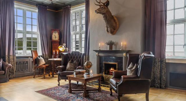 Dr. Holms Hotel, Đặt Khách sạn Khách sạn ở Hol có hồ bơi, Hồ bơi