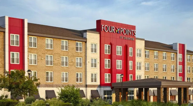 Люкс Four Points by Sheraton Moncton