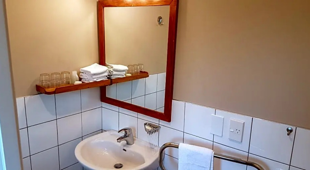 Четырёхместный номер Superior Tongariro Junction Accommodation