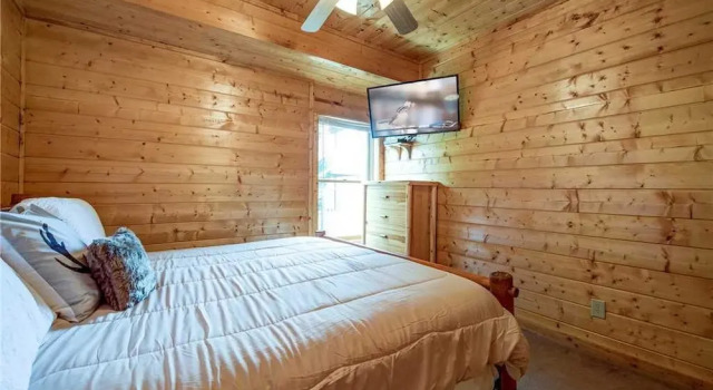 Suite Seasons 4 Bedroom Home with Hot Tub, Забронировать Отель СПА-отели Пиджен-Фордж, рядом с Гоночный центр Xtreme, SPA-услуги