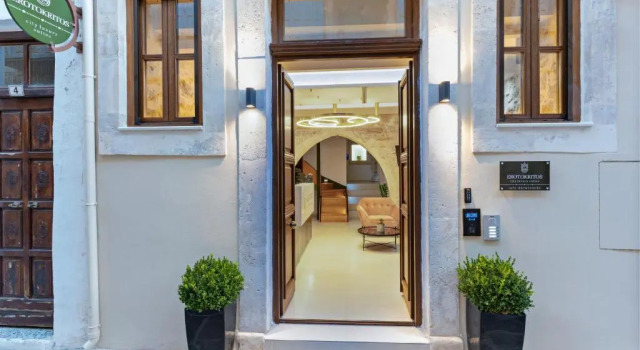 Erotokritos City Luxury Suites, Забронировать Отель Ретимнон Центральный Крит
