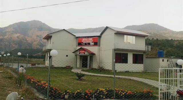 River Dine Hotel