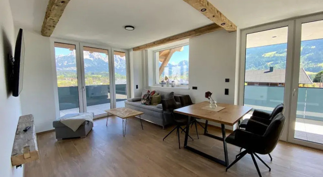 Апартаменты Apartment in Saalfelden With Panoramic View