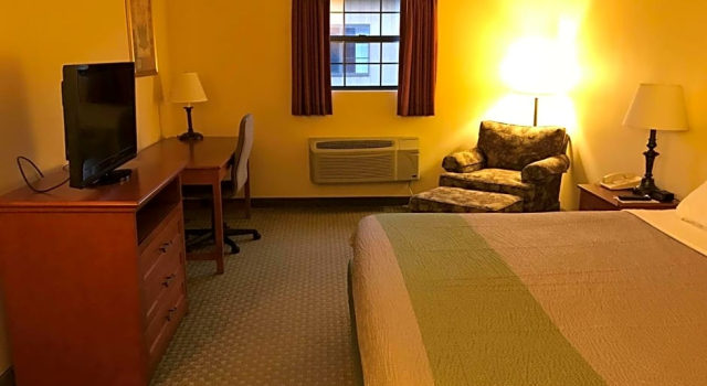 Четырёхместный номер Standard Motel 6-Bloomsburg, PA