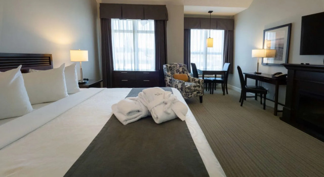 Old House Village Hotel and Spa, Rezerwuj Hotel Hotele w Vancouver island z basenem, Basen