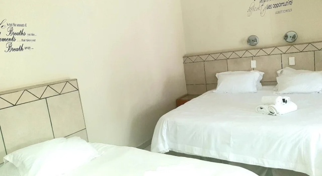 Kuruman Lodge, Забронировать Отель Отели Куруман 3 звезды, 3*