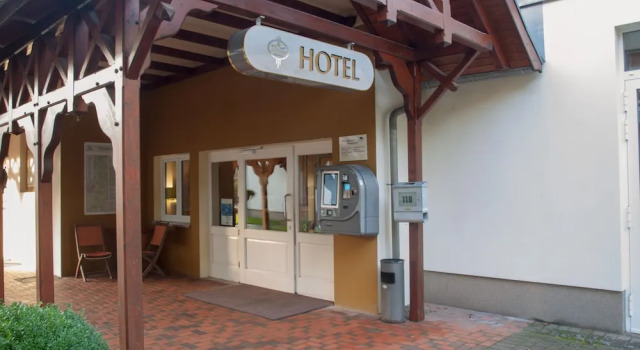 Hotel & Restaurant Waldschlösschen, Buchen Sie Hotel Kyritz Brandenburg