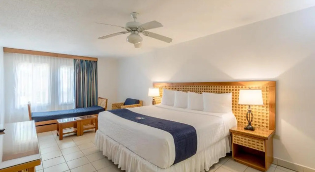 Люкс Caribbean Palm Village Resort