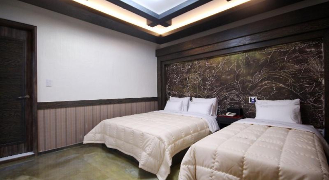 Iksan Haru, Rezervați Hotel Iksan Jeollabuk-Do