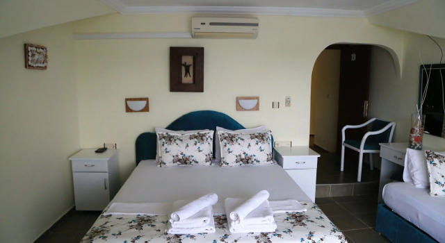 Dolphin Boutique Hotel