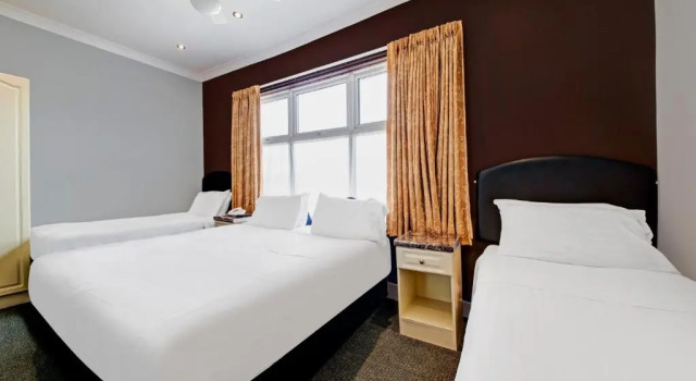 Двухместный семейный номер Standard OYO Bostons Manor Hotel, Hanwell London