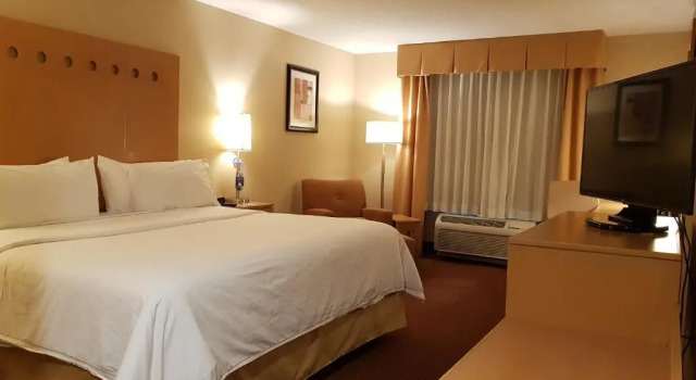 Четырёхместный номер Standard Holiday Inn Express Saltillo Zona Aeropuerto by IHG