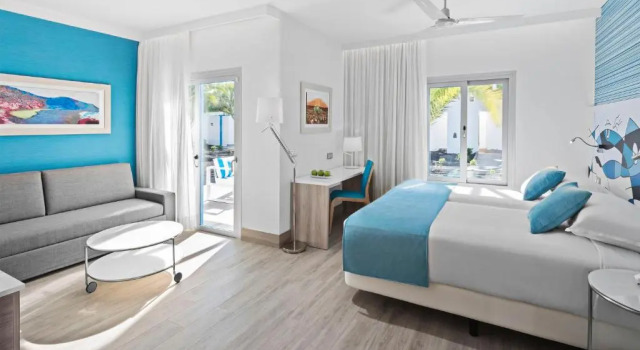 Семейный полулюкс Superior Elba Lanzarote Royal Village Resort