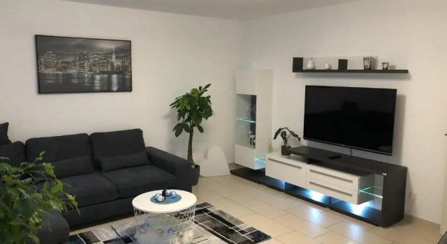Ferienwohnung Holiday Home mit Netflix