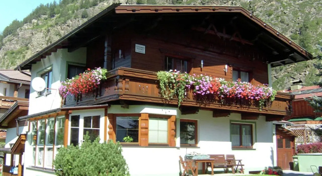 Апартаменты Apartment in Ski Paradise near Trails