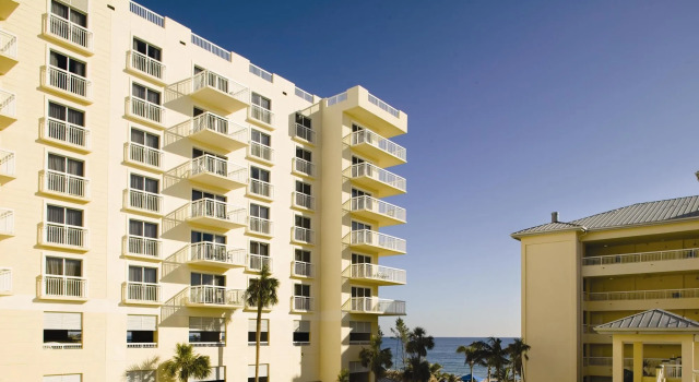 Wyndham Royal Vista, Varaa Lomakeskus Hotellit Broward County uima-altaalla, Uima-allas