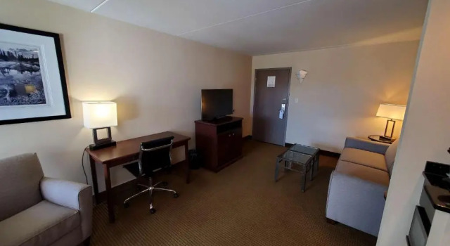 Люкс с видом на внутренний двор Best Western Plus Coeur dAlene Inn