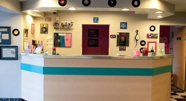 Happy Days Hotel, Book Hotel Hoteller i McAlester med parkering, Parkering