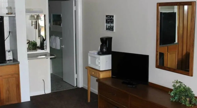 Четырёхместный номер Standard Kentucky Lake Resort & RV Park