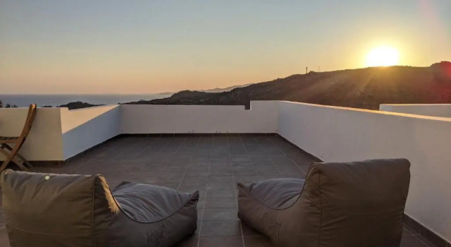 Трёхместный люкс Naxos Aethereal View