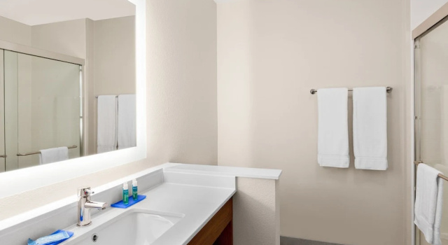 Двухместный люкс Holiday Inn Express & Suites - Union Gap - Yakima Area by IHG