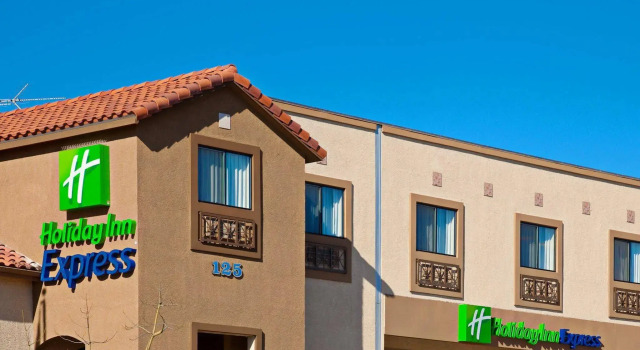 Holiday Inn Express Hotel & Suites Hermosa Beach by IHG, Забронировать Отель Отели Венис-Бич с завтраком, Завтраки