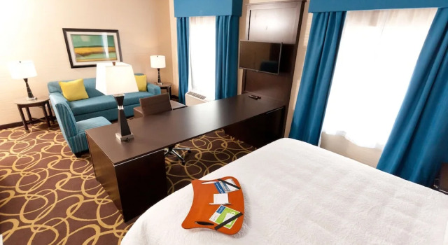 Студия Hampton Inn & Suites East Gate Regina