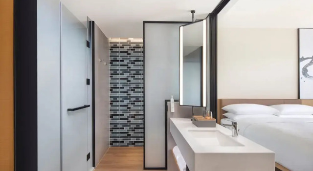 Номер Standard Fairfield by Marriott Shenzhen Dameisha