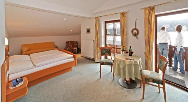 Двухместный номер Standard Мансарда Gasthof-Pension-Kraus