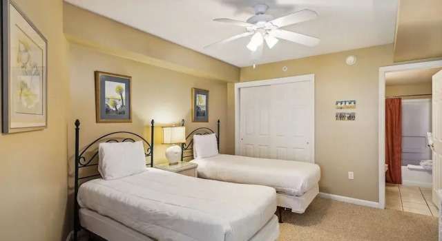 Seacrest 405 is 2 BR Gulfview on Okaloosa Island by RedAwning, Book Lejlighed Fort Walton Beach Emerald Coast