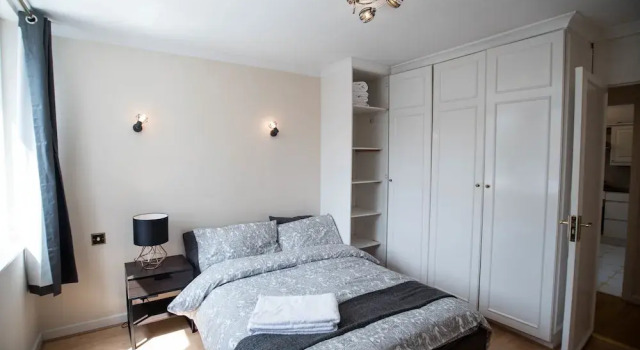 Cosy 2 bedroom Apartment Close to Hyde Park, Varaa Huoneisto Asunnot kohteessa Merseyside, Huoneisto