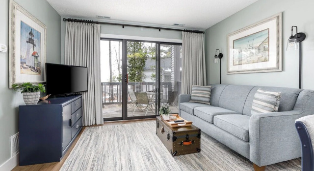 The Shores Lake View Condo Unit 5689, Book Lejlighed Acme Michigan