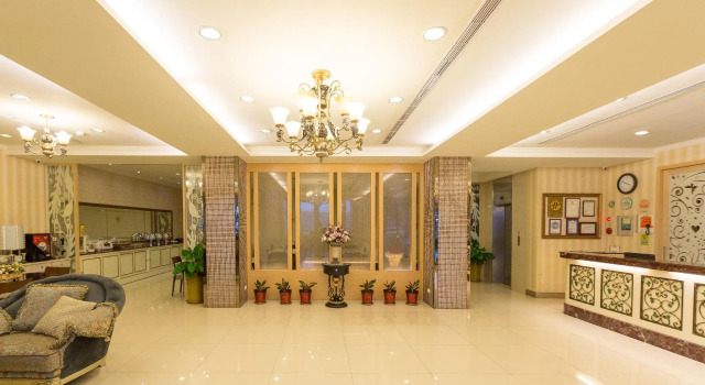 Spring Art Hotel, Забронировать Отель Отели Гаосюн 3 звезды, рядом с Weiwuying Center for the Arts, 3*