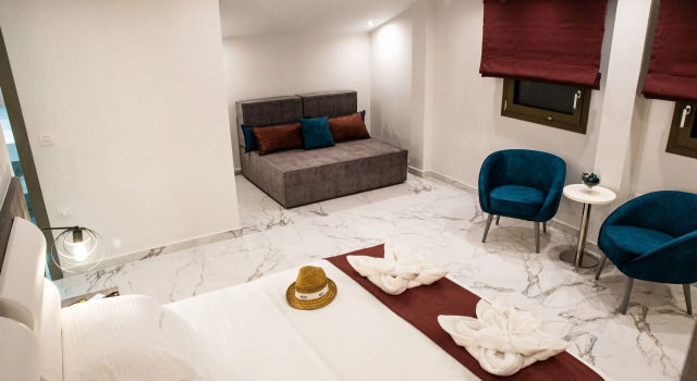 Четырёхместный номер Мансарда Lagaria Hotel