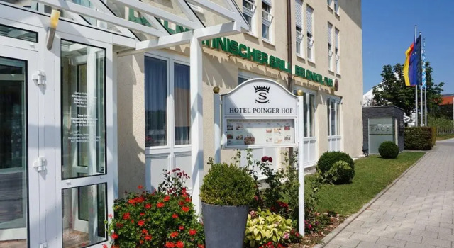 Hotel Poinger Hof, Varaa Hotelli Hotellit Upper Bavaria aamiaisella, Aamiainen