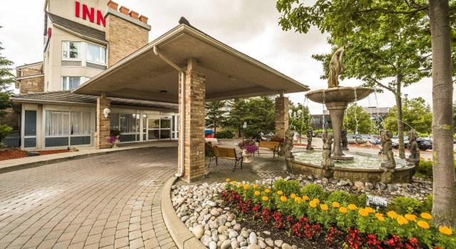 Номер Standard Monte Carlo Inn Markham