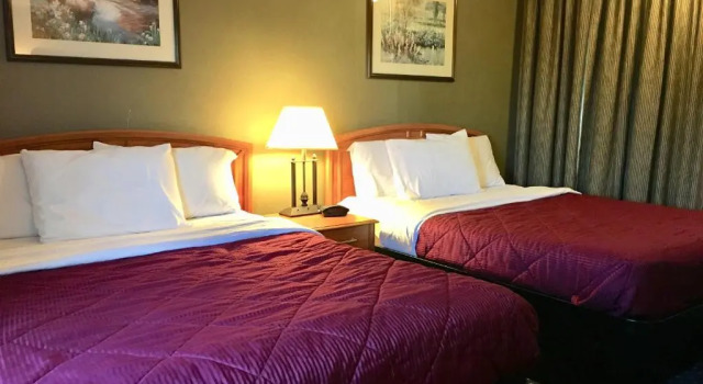 Четырёхместный номер Standard Scottish Inns Fayetteville