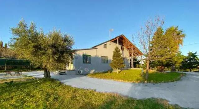 Olive Grove, Забронировать Дом для отпуска Анависсос Attica Riviera