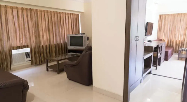 Hotel Aroma Executive
