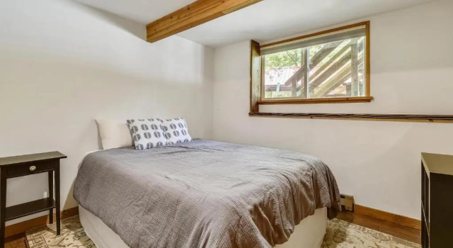 Northeast Passage Chalet, Buchen Sie Chalet Hotels in New England mit Parkplatz, Parkplätze