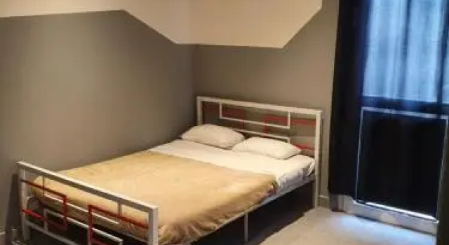 Hotel le Saint Eloi, Забронировать Отель Отели Монпелье с парковкой, рядом с Площадь Ла-Канург, Парковка