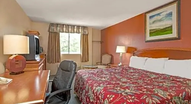 Номер Standard Monte Carlo Inn